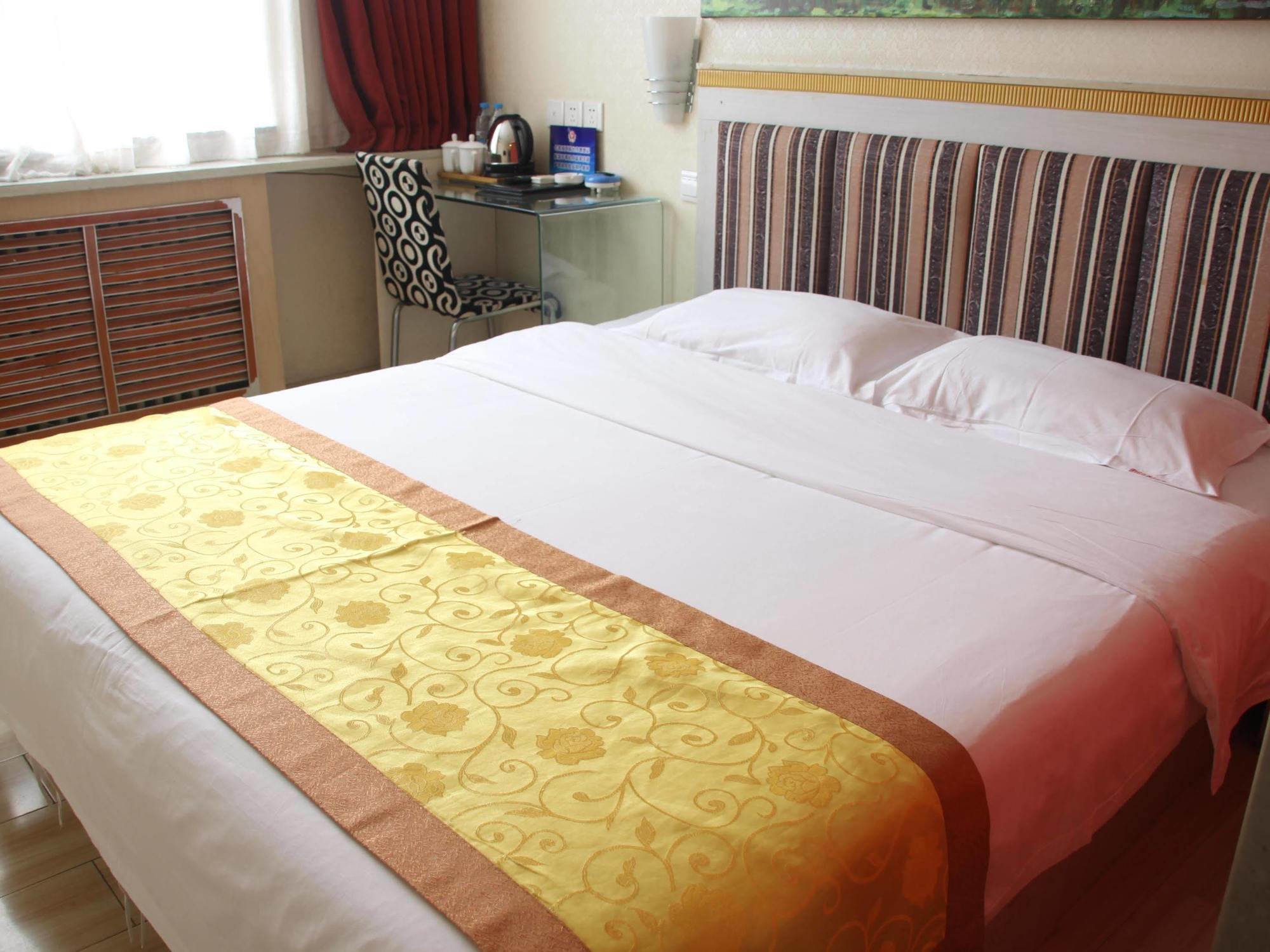 Super 8 Hotel Beijing Shijingshan Jiujiuyuan Luaran gambar